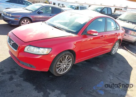 2010 Volvo S40 2.4I из США, поврежденный, VIN YV1390MS7A2500641